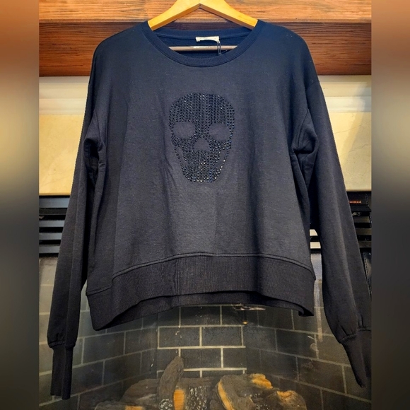 NWT Black Rhinestone Skull Longsleeve - Picture 1 of 8